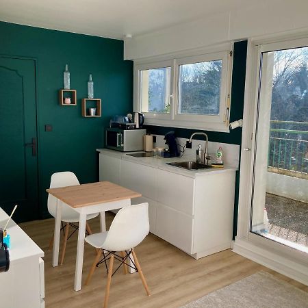 Appartement Avec Terrasse Et Parking Gratuit Accole Montbéliard Kültér fotó